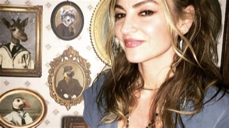 adriana la cerva naked|Drea de Matteo Nude Pics & Videos, Sex Tape < ANCENSORED.